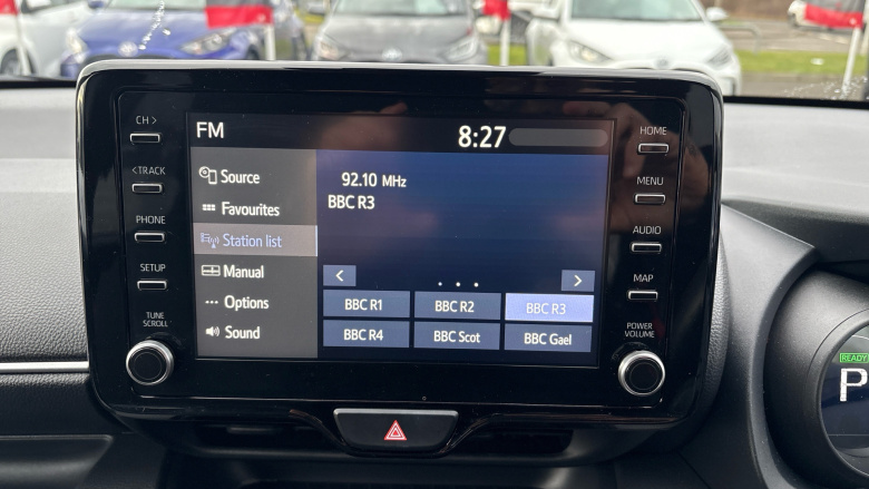 Toyota Yaris 1.5 Hybrid Design 5dr CVT Hybrid Hatchback